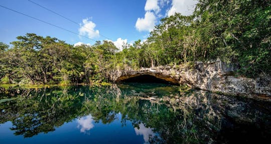 Nat Geo Day Tour: Explorando os Mistérios dos Cenotes - Uma Jornada pela Cultura Maia