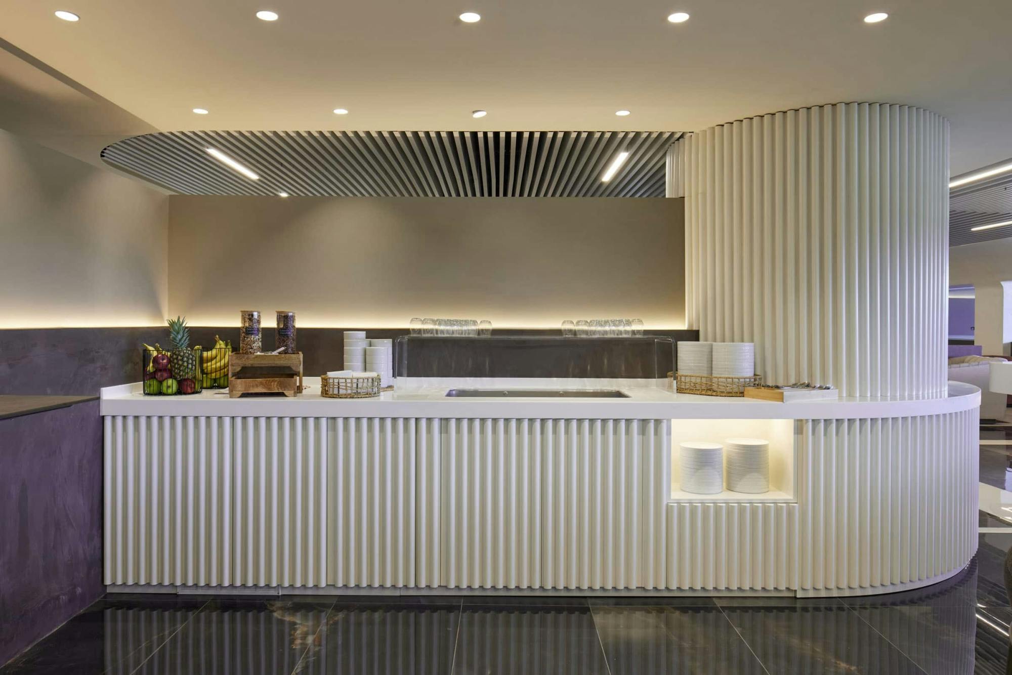 Corfu Airport exclusive lounge access