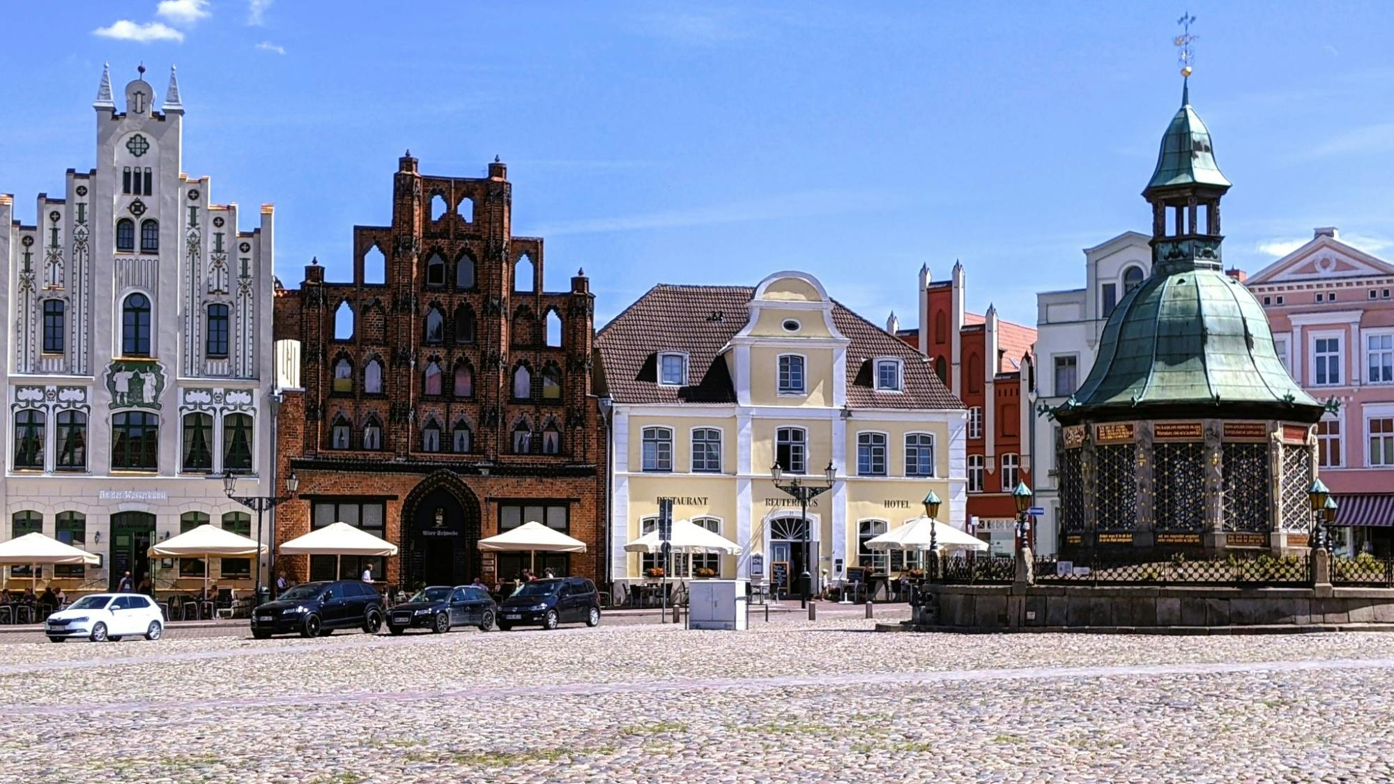 Caminhada autoguiada de exploração da cidade velha de Wismar