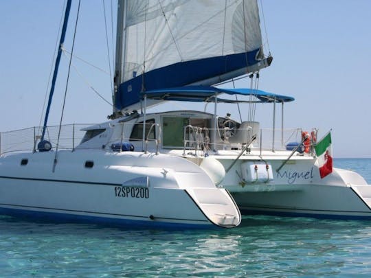 Full-Day Catamaran Trip to La Maddalena Archipelago from Cannigione