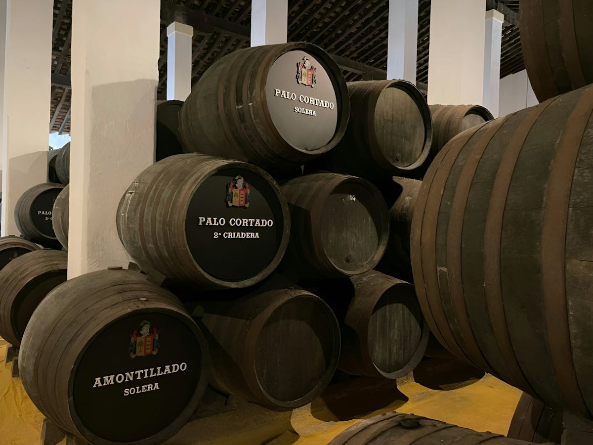 Rondleiding door een wijnmakerij in Jerez met wijnproeverij