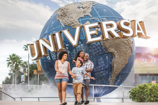 2-parker 1-dags park-till-park PLUS 1-dags Universal Epic Universe-biljett*