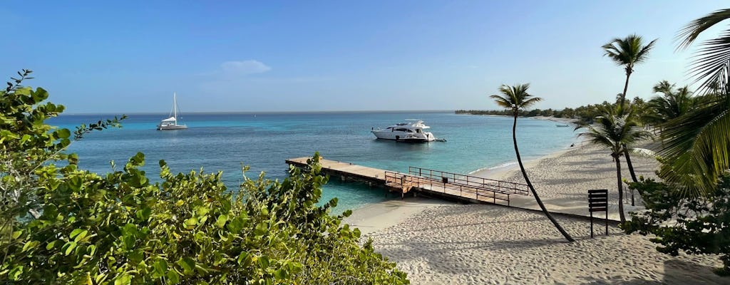 Private Catalina Island Luxury Catamaran Cruise with Transport