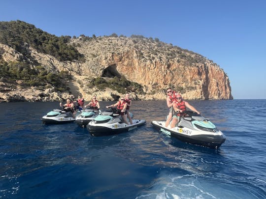 Jetski-avontuur van Cala Bona naar de grotten van Artà
