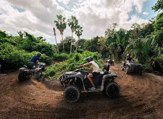 Halve dag ATV jungle tour in Mexico met lunch