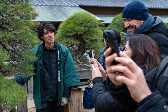 Make your own bonsai workshop with a professional artist in Tokyo
