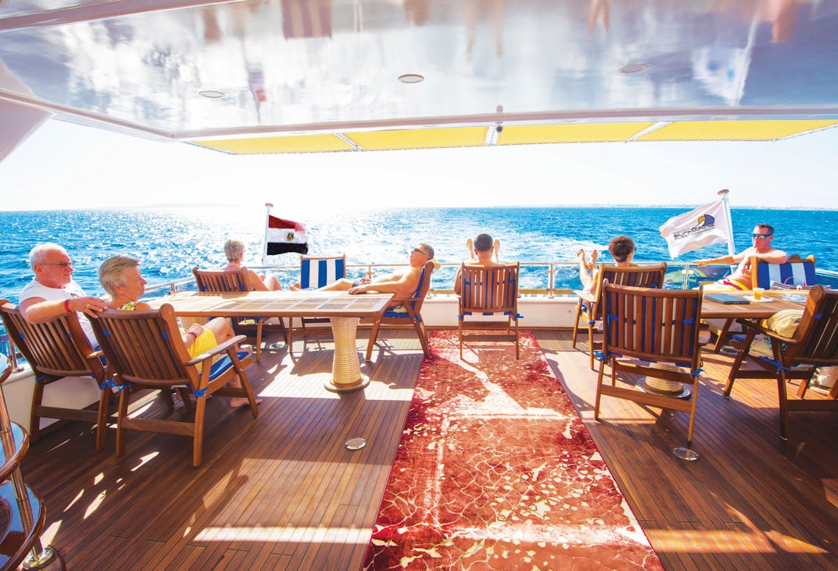 Croisière au coucher du soleil, thé de l'après-midi et visite guidée de la vieille ville de Charm el-Cheikh