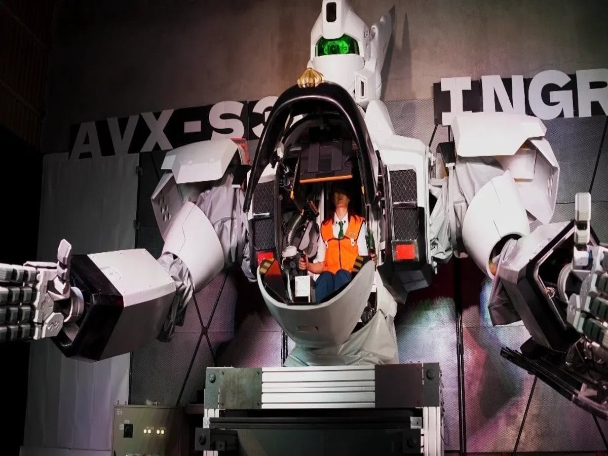 Esperienza di pilotaggio di robot giganti a Tokyo