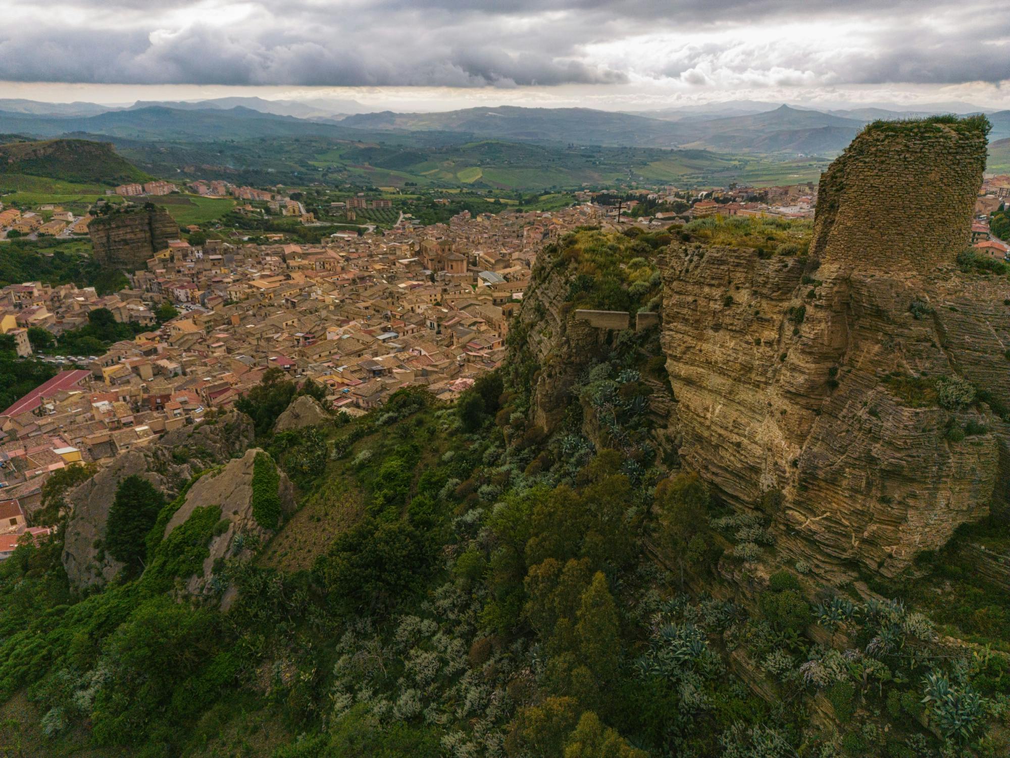 Guided Corleone mafia resistance tour with lunch