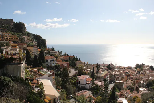 Sizilianischer Essens- und Wein-Spaziergang in Taormina mit einem Einheimischen