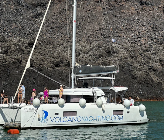 Half-Day Santorini Cruise with Lunch