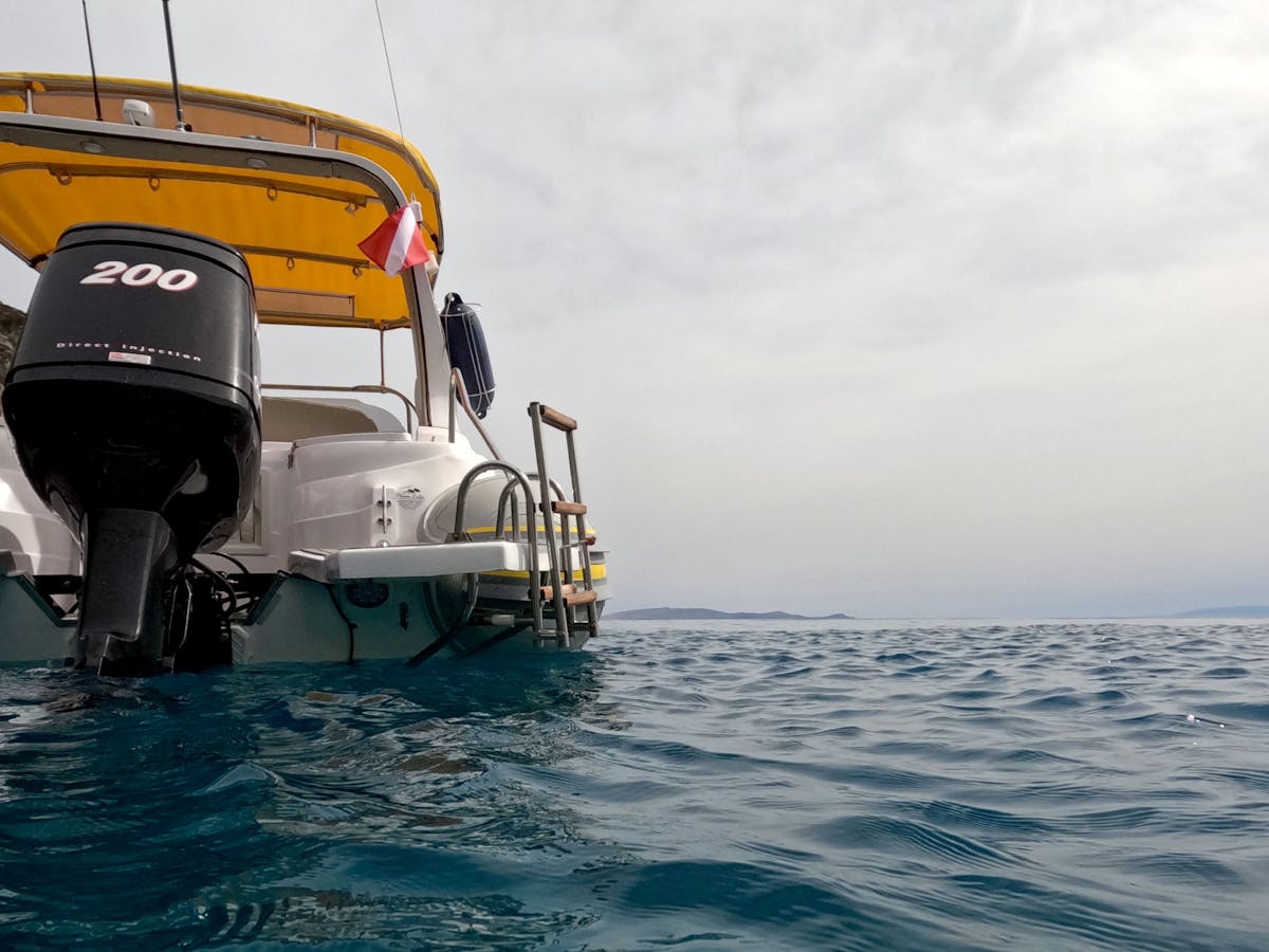 Boottocht met gids in Heraklion, inclusief snorkelen in de Middellandse Zee