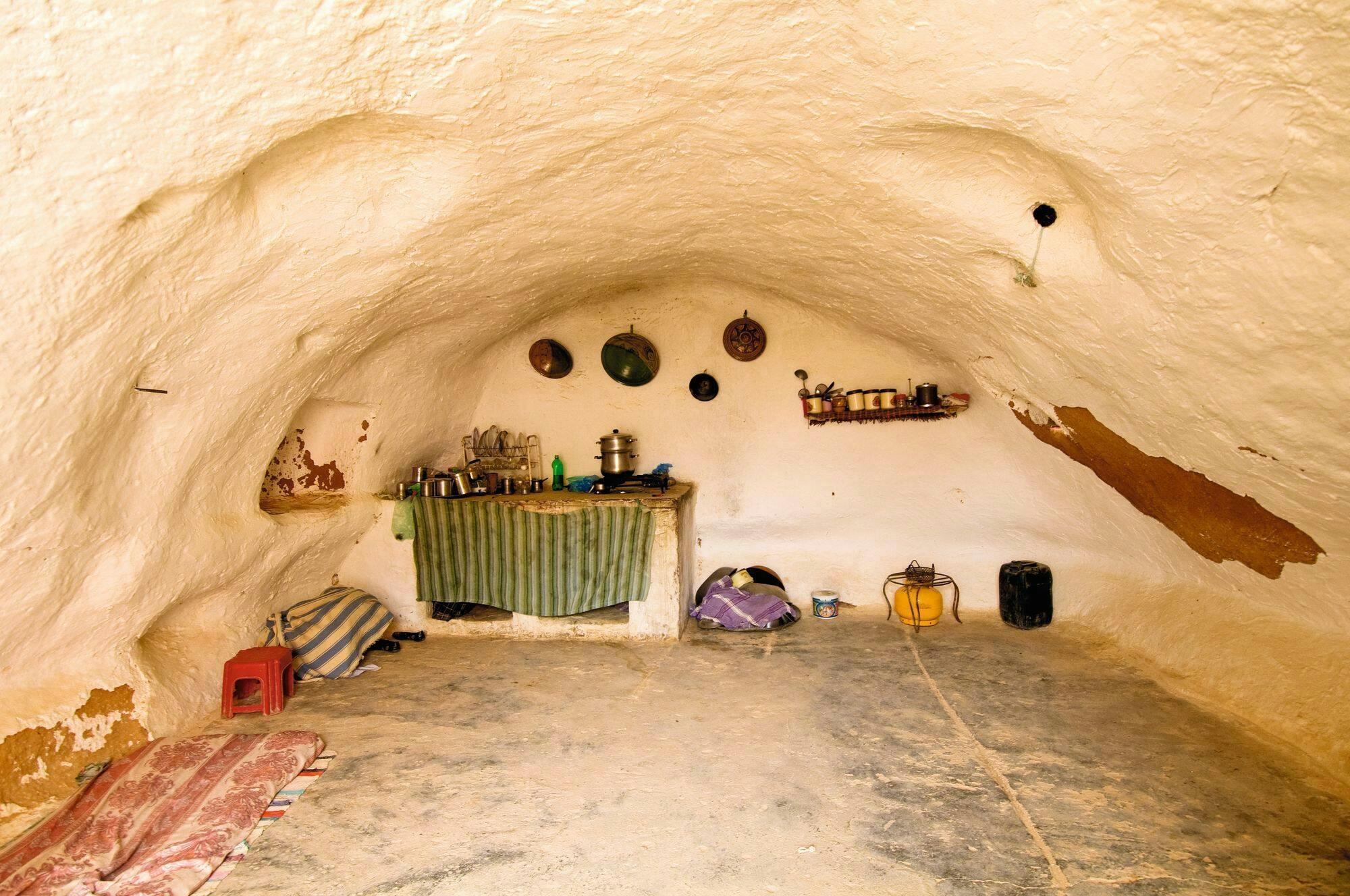 Tunisian Sahara 4x4 Tour with Star Wars Village and Local Lunch