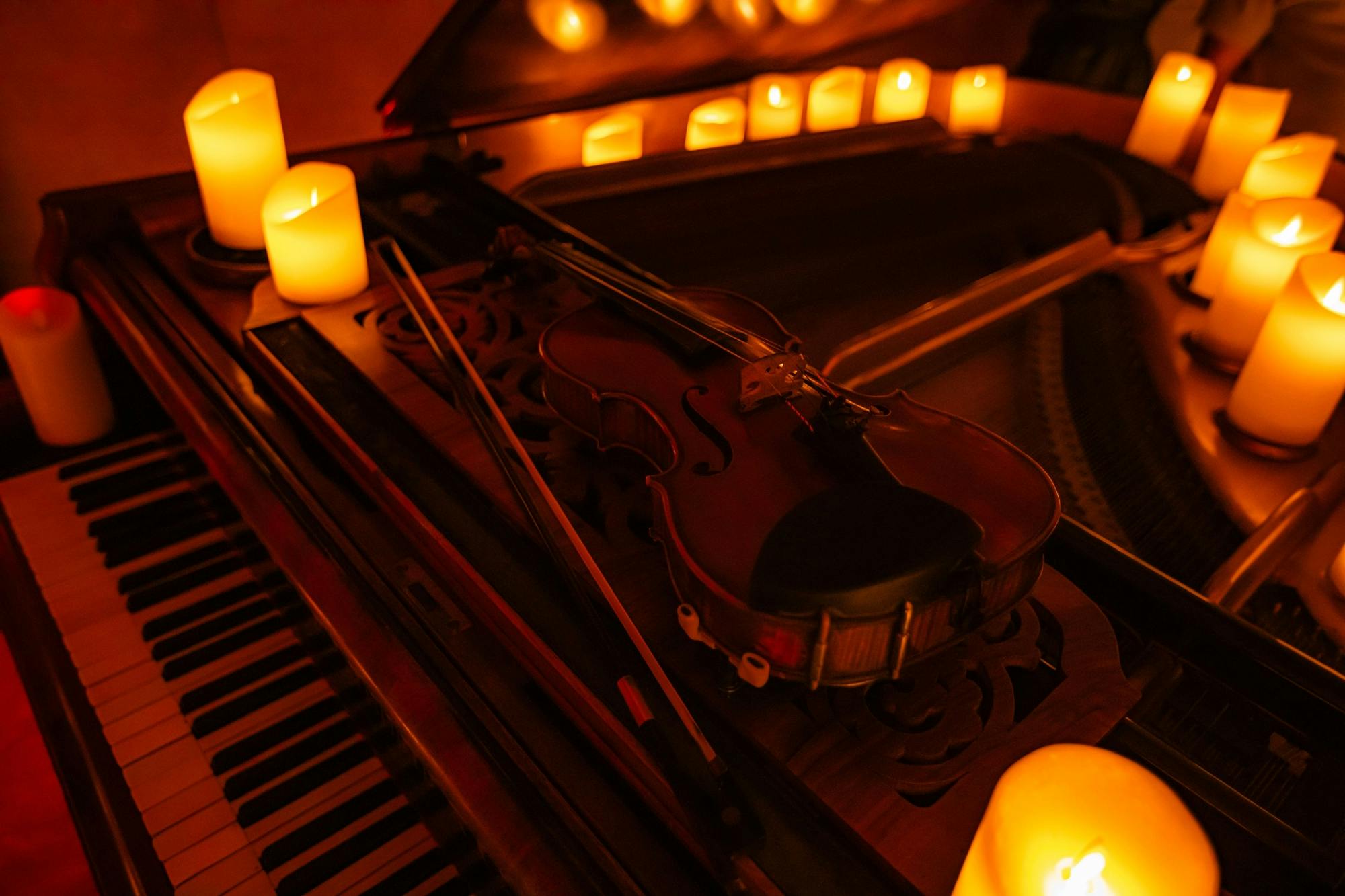 Exclusive evening glow music concert at the Convento Santo Domingo