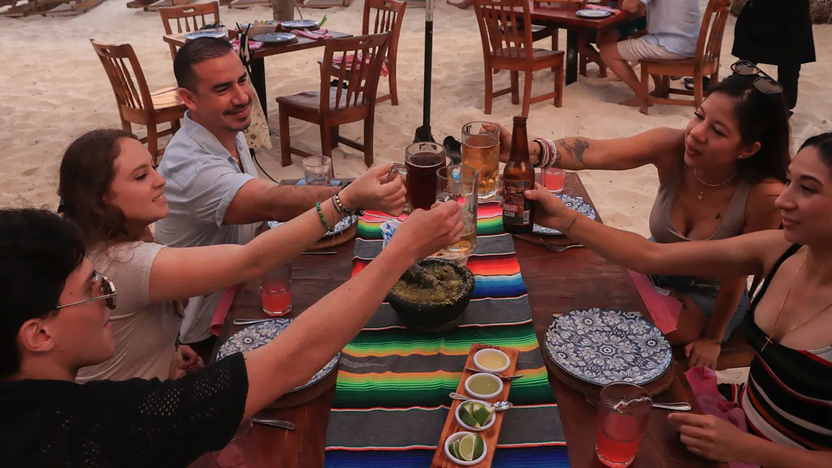 Taco-tasting evening tour from Cancun