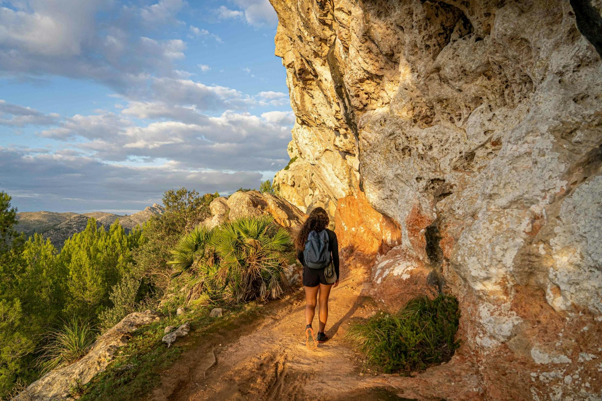 Sunset hiking from Port Andratx to Sant Elm