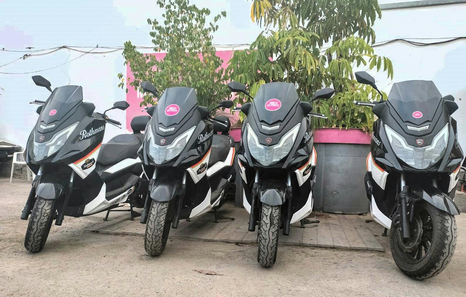 Maxi scooter around Gran Canaria