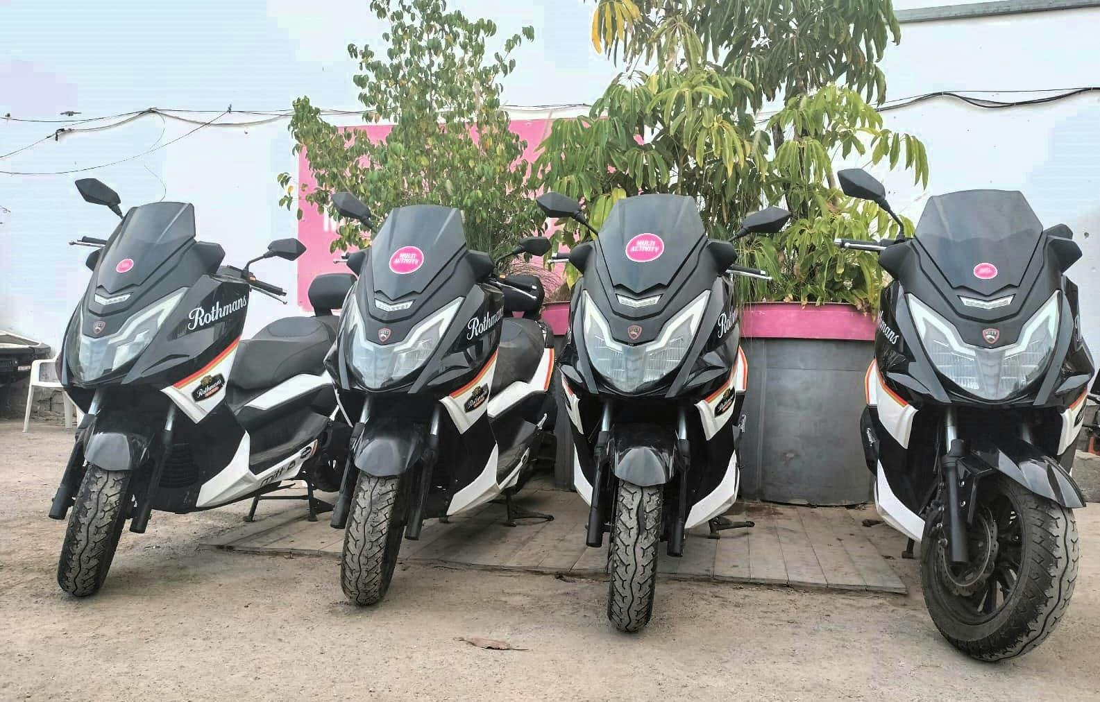 Maxi scooter around Gran Canaria