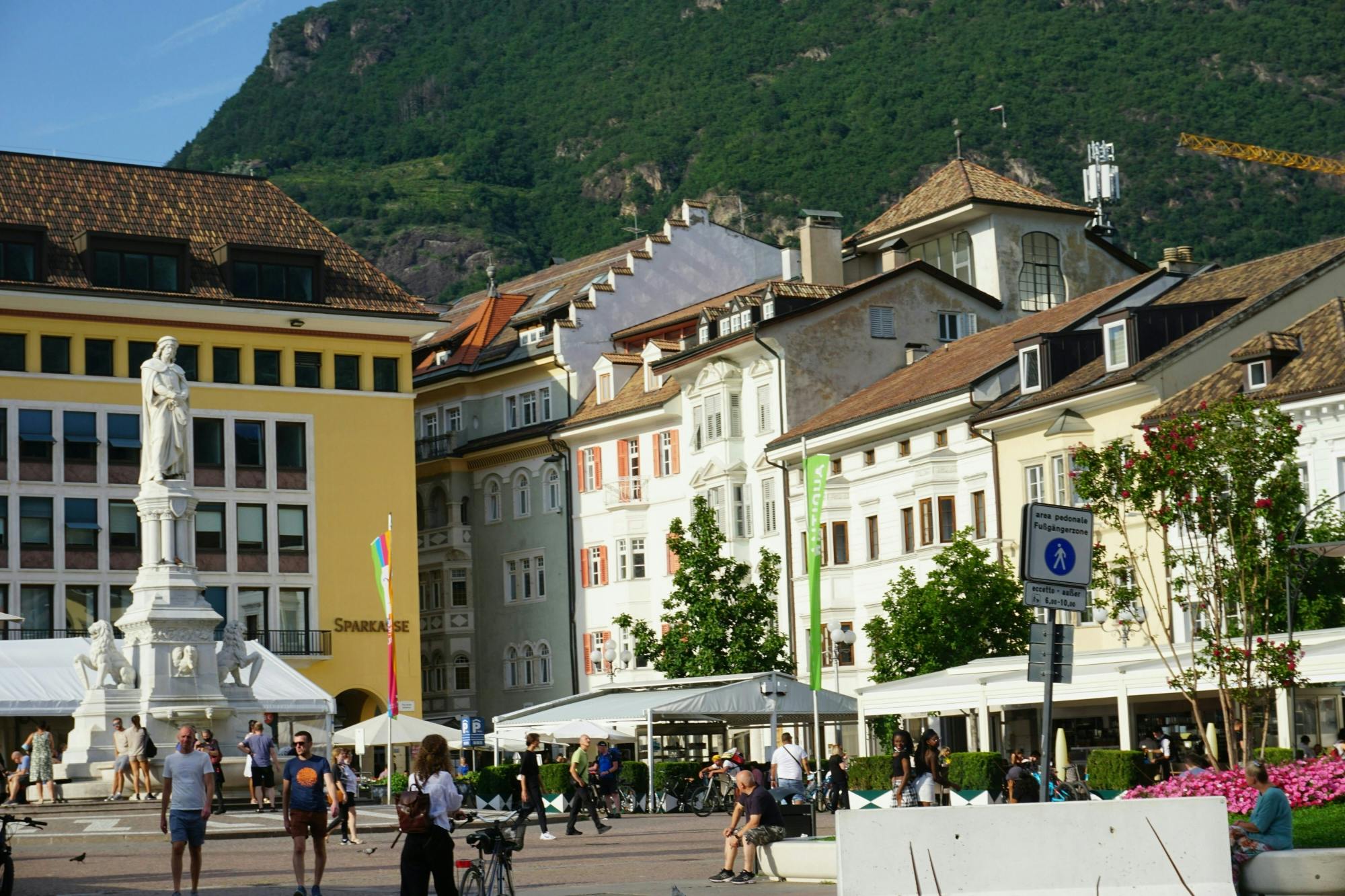 Bolzano and Renon tour with panoramic train ride