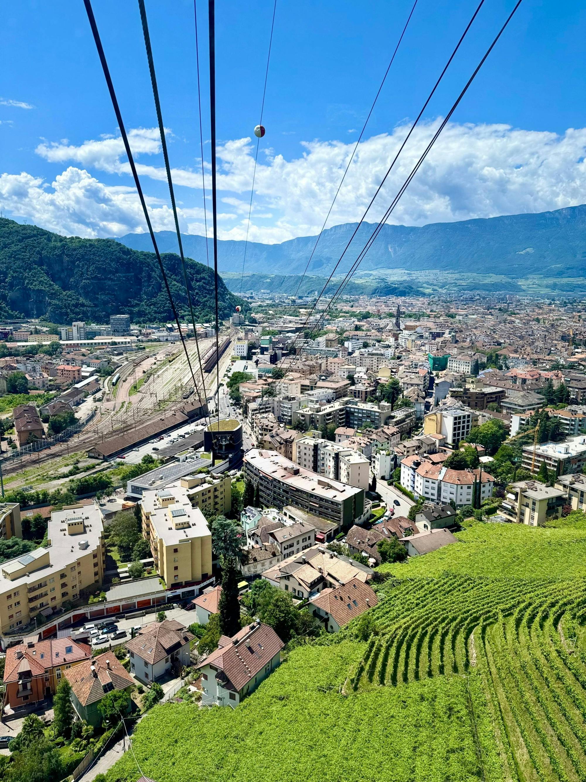 Bolzano and Renon tour with panoramic train ride