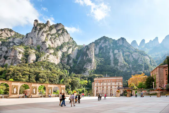Excursion en bus d'une demi-journée à la montagne de Montserrat depuis Barcelone