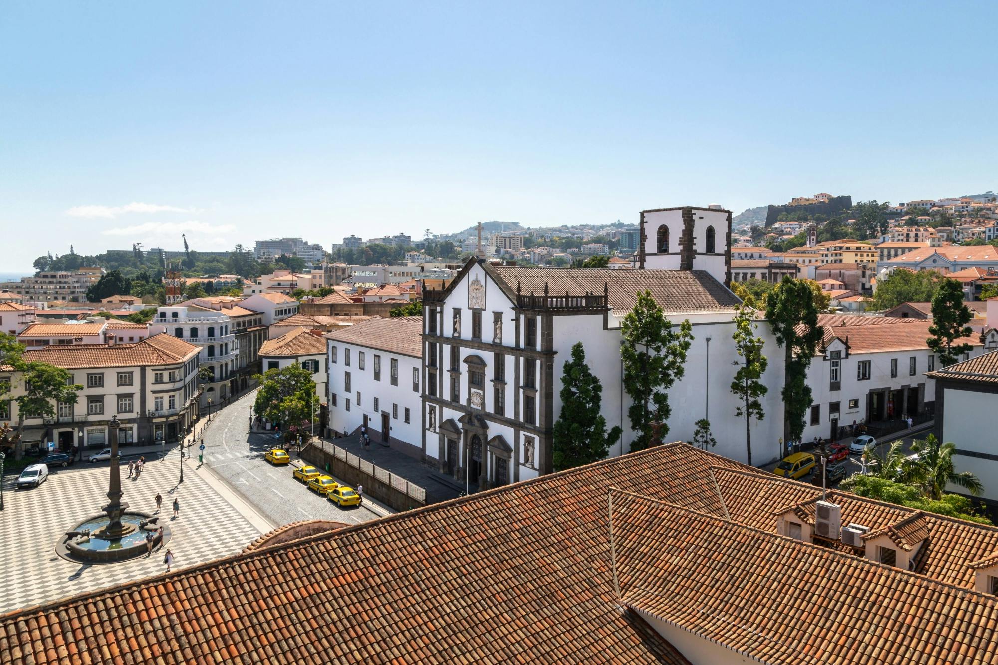 Funchal Blue and Red Line Essentials city sightseeing tour