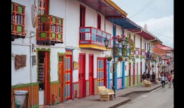 Three-hour guided walking tour through historic Salento
