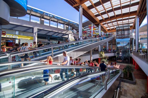 Las Palmas Tour including Free Time in Vegueta and Shopping