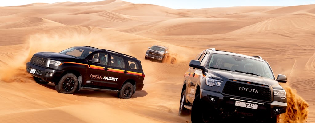 Safari sulle dune rosse con barbecue in un accampamento beduino