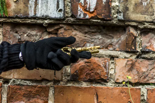 Juego interactivo de espionaje con guía-anfitrión en el casco antiguo de Cracovia.
