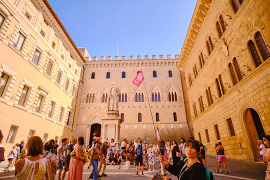 San Gimignano, Siena, Monteriggioni e Chianti con degustazione di vini