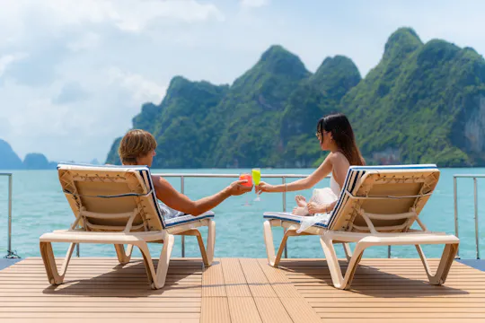 Full-day boat tour to Naka Island and James Bond Island