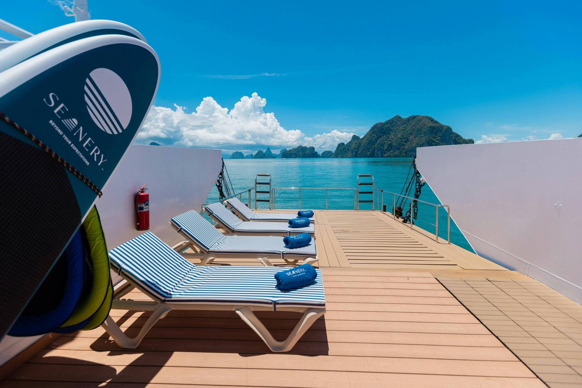 Full-day boat tour to Naka Island and James Bond Island