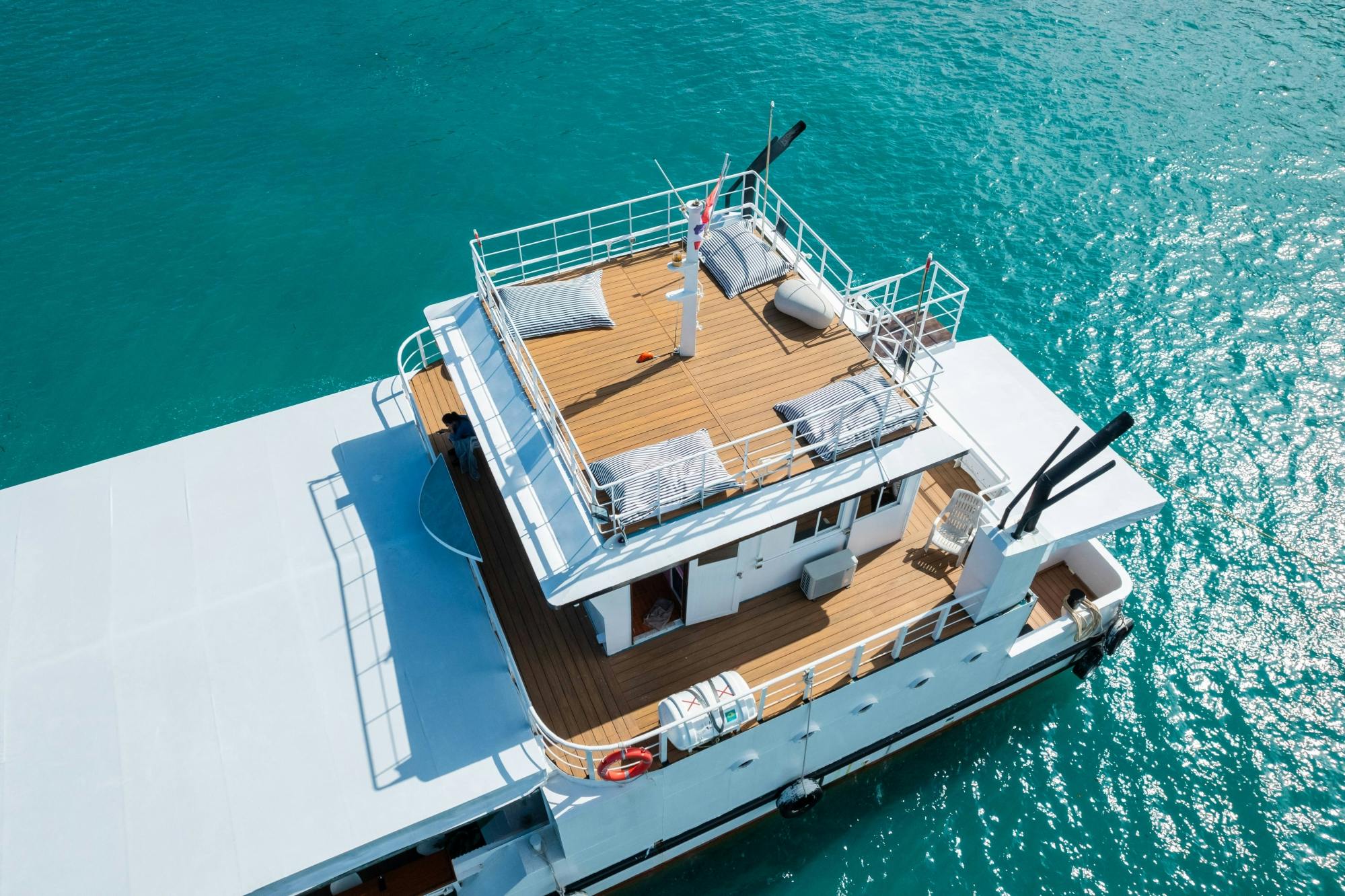 Full-day boat tour to Naka Island and James Bond Island