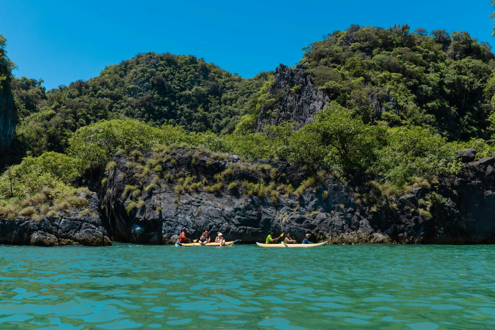 Full-day boat tour to Naka Island and James Bond Island