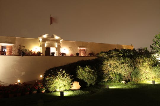 Tour privado al Museo Larco con cena
