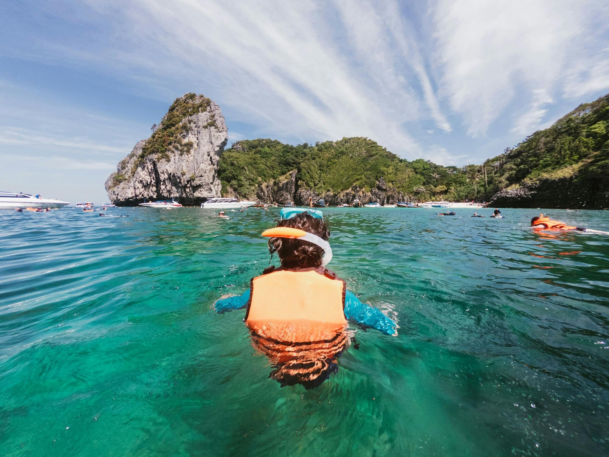 Full-day early Phi Phi and Bamboo Islands by speedboat