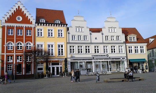 Audio-guided tour through historic Greifswald landmarks