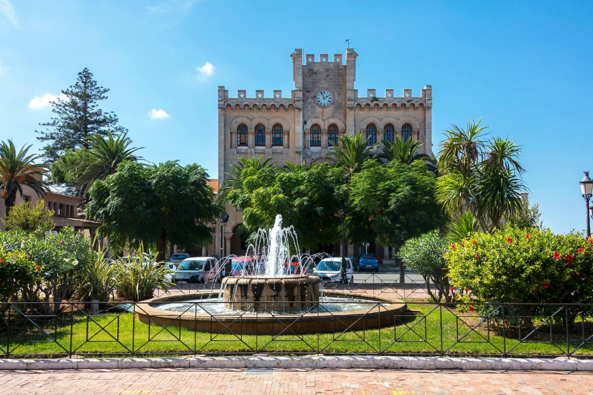 Ciutadella walking tour with shopping, El Toro visit and Casa Olivar
