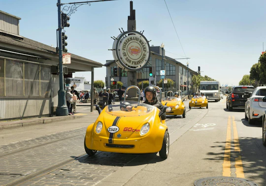 Golden Gate Bridge to Lombard Street tour in a little yellow car
