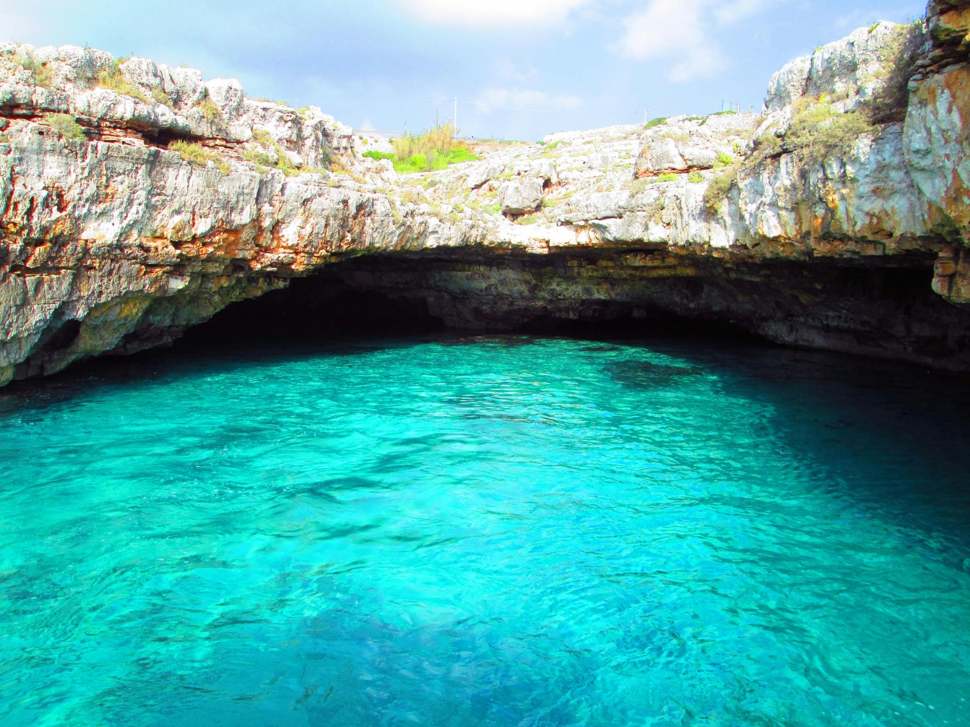 Yacht cruise from Torre Vado