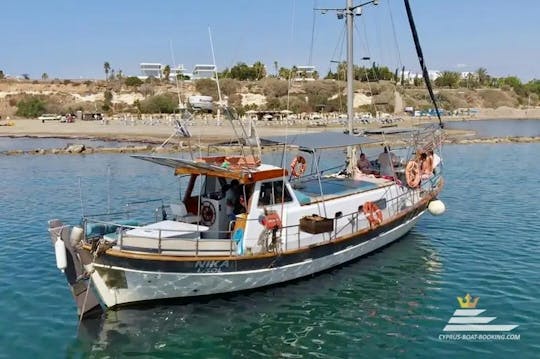 Crucero con todo incluido por las cuevas de Afandou, la bahía de Ladiko y la bahía de Anthony Quinn