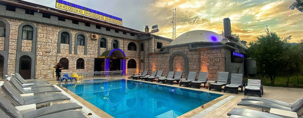 Experiência de banho turco com massagem com óleo em Marmaris