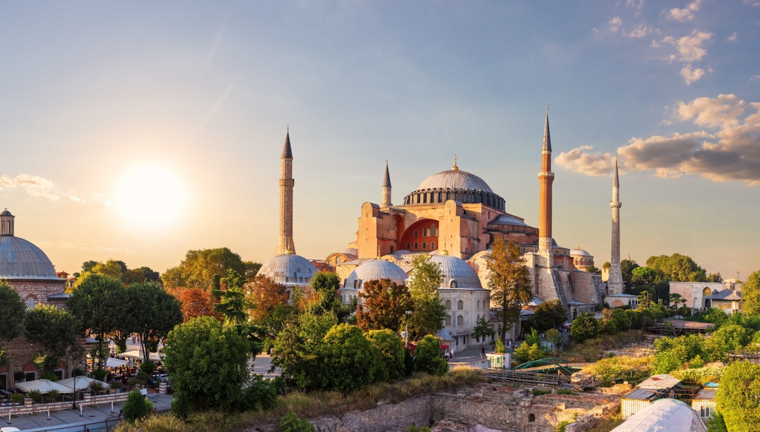 Monument Visits in Istanbul: Hagia Sophia, Basilica Cistern, Topkapi & More