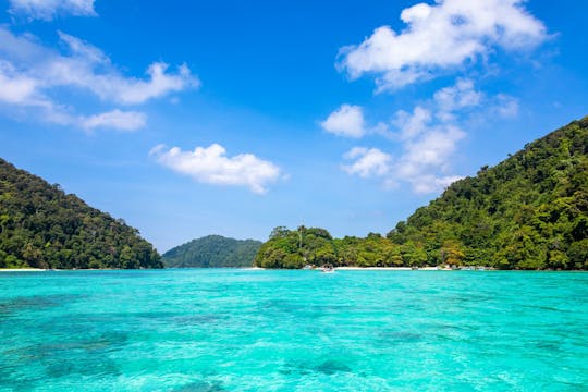Journée d'excursion en hors-bord dans les îles Surin - au départ de Khao Lak
