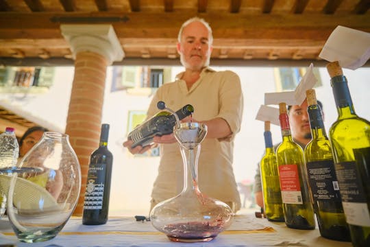 Winemaking guided tour in Florence