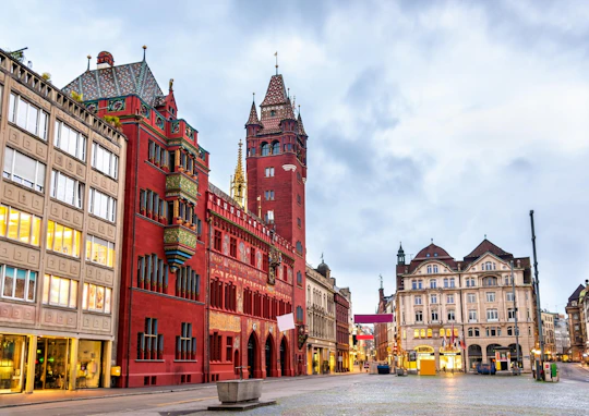 Explore Basel in 1 hour with a local