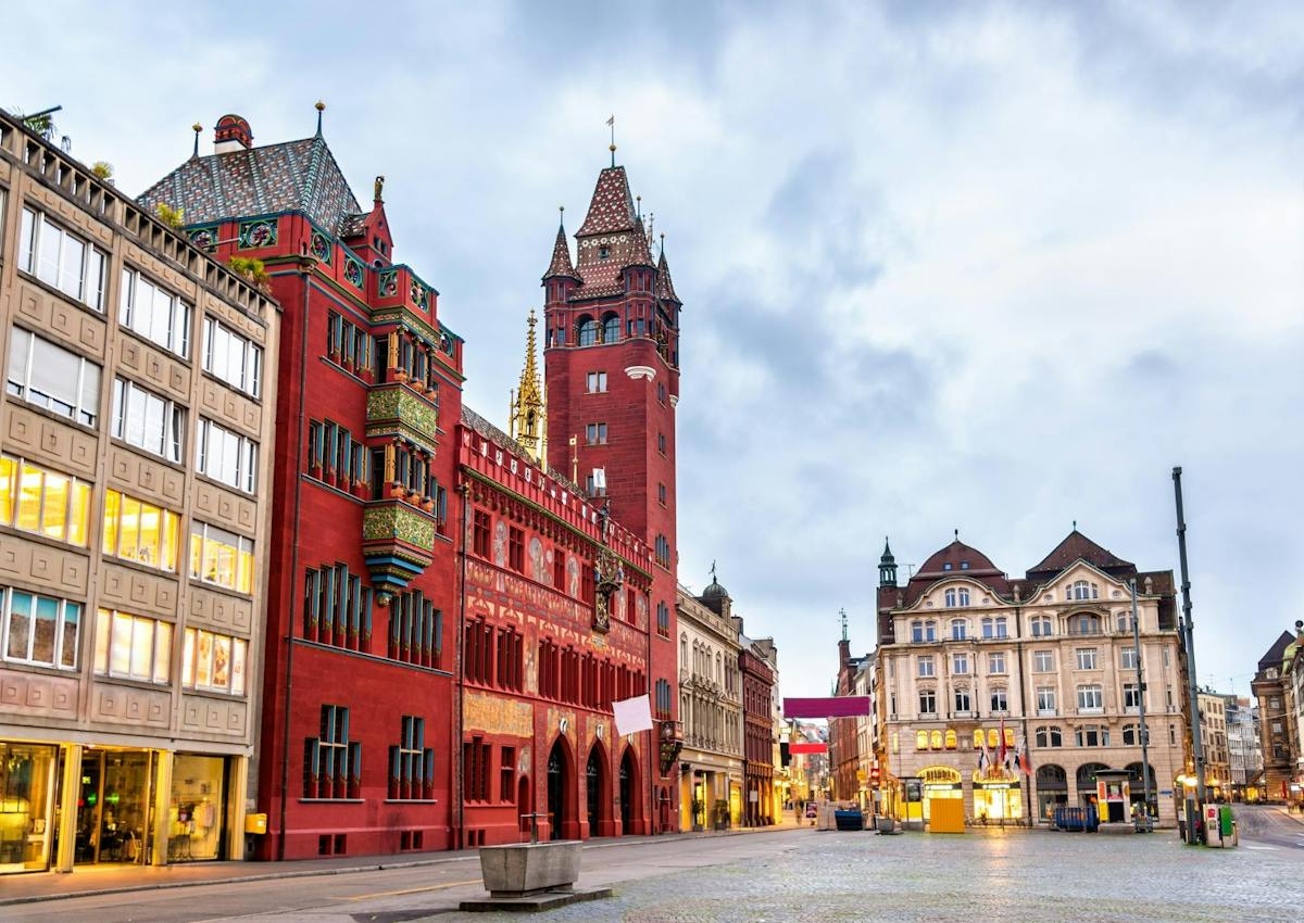 Explore Basel in 1 hour with a local