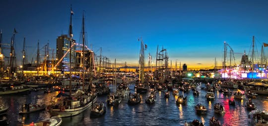 SAIL evening cruise with fireworks and drink