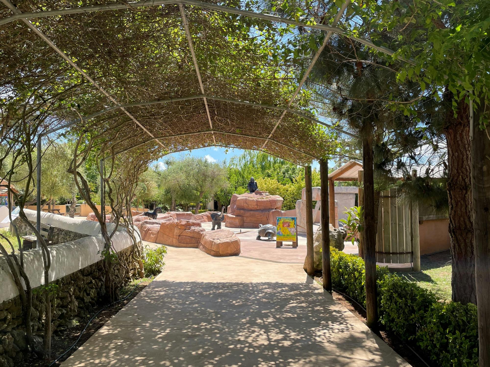 Lloc de Menorca Animal Park Ticket